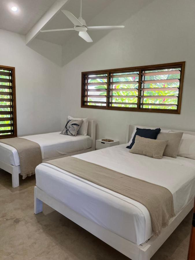 Lope Lope Beach Bungalows Luganville Bagian luar foto