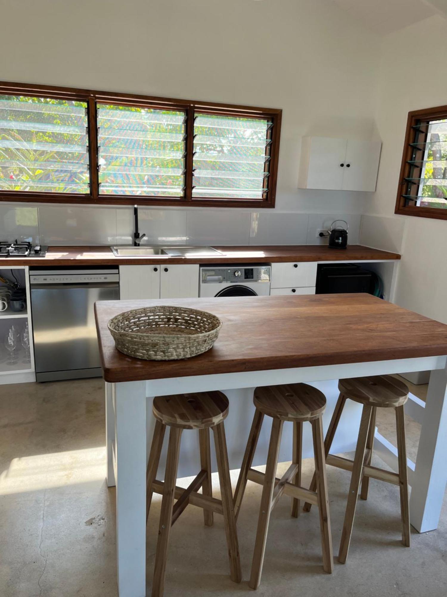 Lope Lope Beach Bungalows Luganville Bagian luar foto